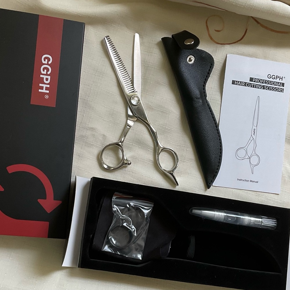 New, in box.  GGPH Professional Hair Cutting Scissors 6”